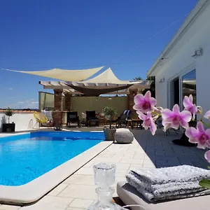 Casa Emilia Villa